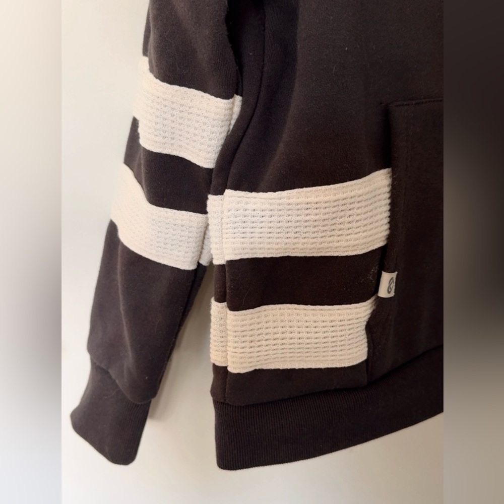 Penguins Quarter Zip Hoodie - Picture 2 of 4